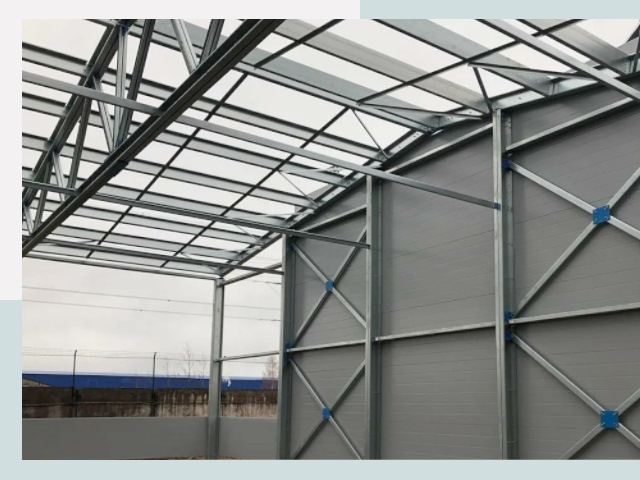 Каркасные ангары от СтальСтрой-Рсл по цене от 616 руб.